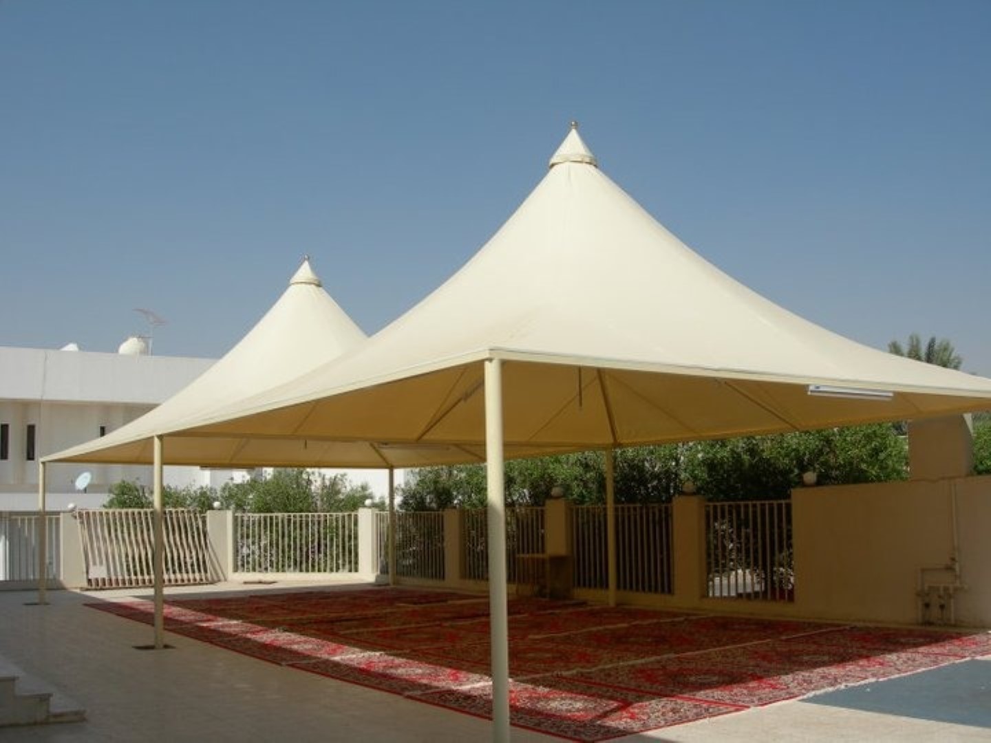بالصور مظلات مساجد لتغطية المساجد والساحات بالرياض 0500022402